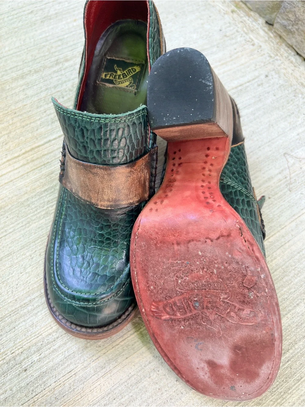 Freebird by Steven Green Croc-Textured Block Heel Loafers Shoes sz 8